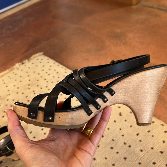 Chloe Strappy Wedge Sandals - Picture 8 of 11